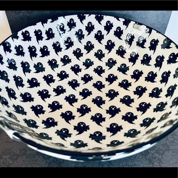 Halloween Stoneware Black Flying Ghosts Bowl 10” Diameter Spooky - Picture 4 of 6